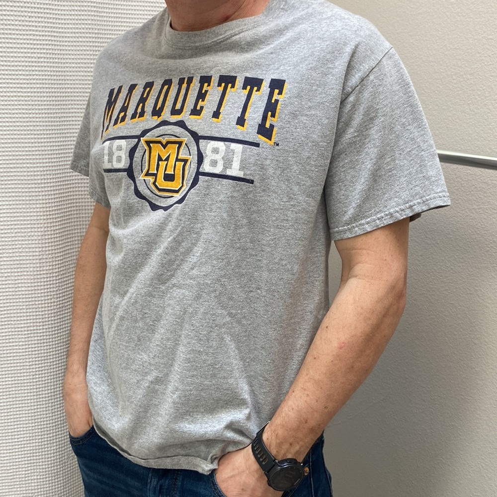 Men’s Port and Company Marquette gray short-sleeved t-shirt. Size medium.